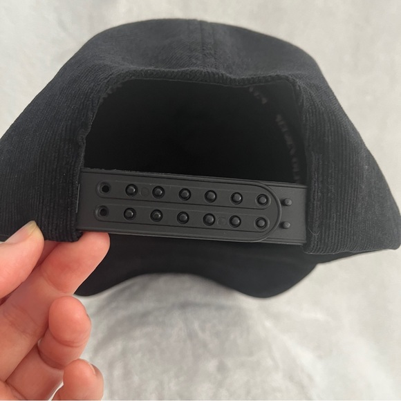 REUBEN OLIVER Corduroy Snap Back Hat Black Unisex - Picture 9 of 10